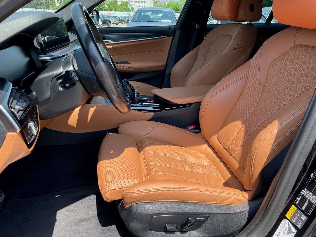 BMW 530e 2021 — Миниатюра 7