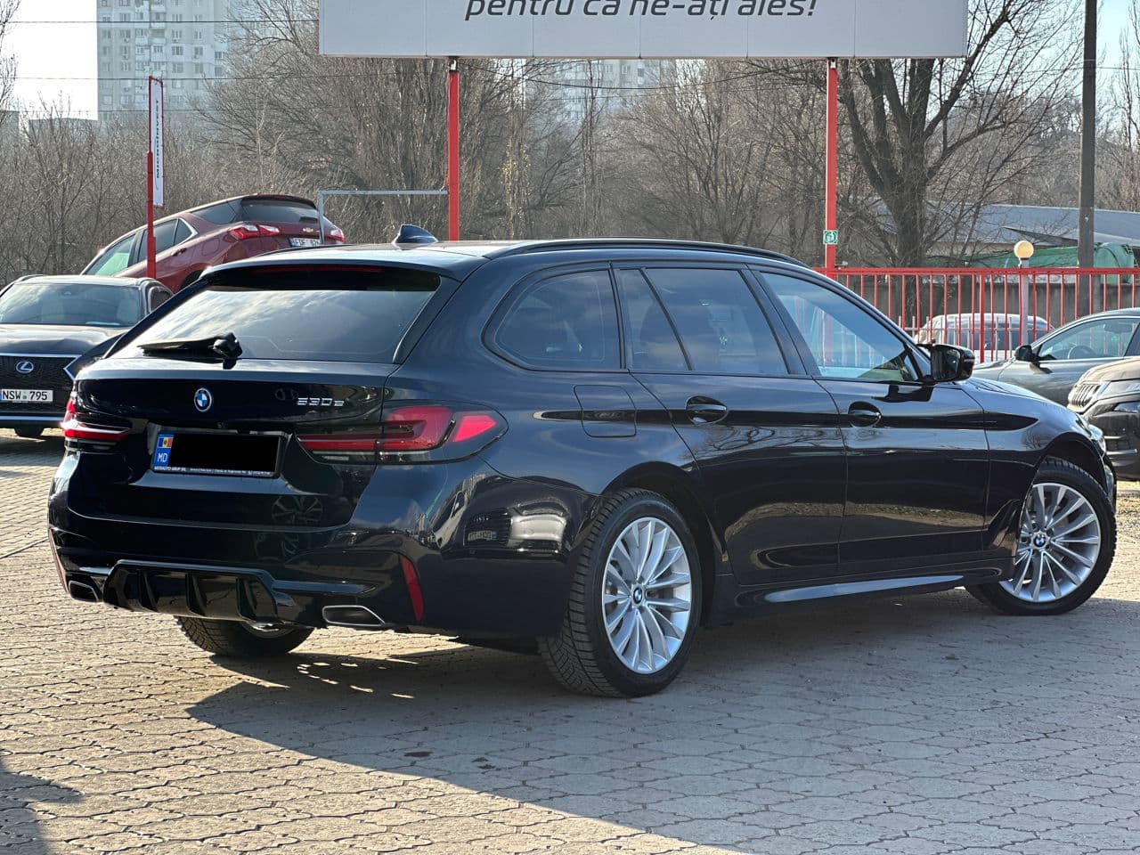 BMW 530e 2021 — Миниатюра 3