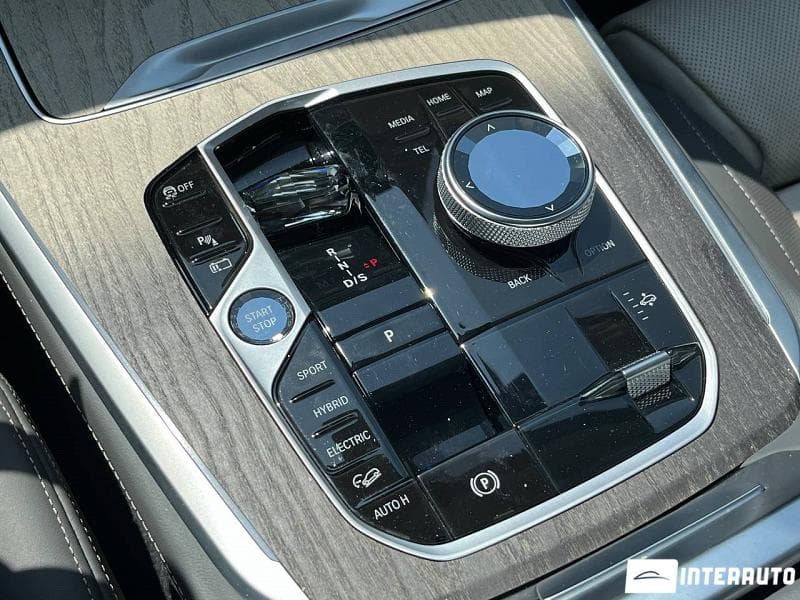 BMW X5 5.0e 2024 — Миниатюра 15