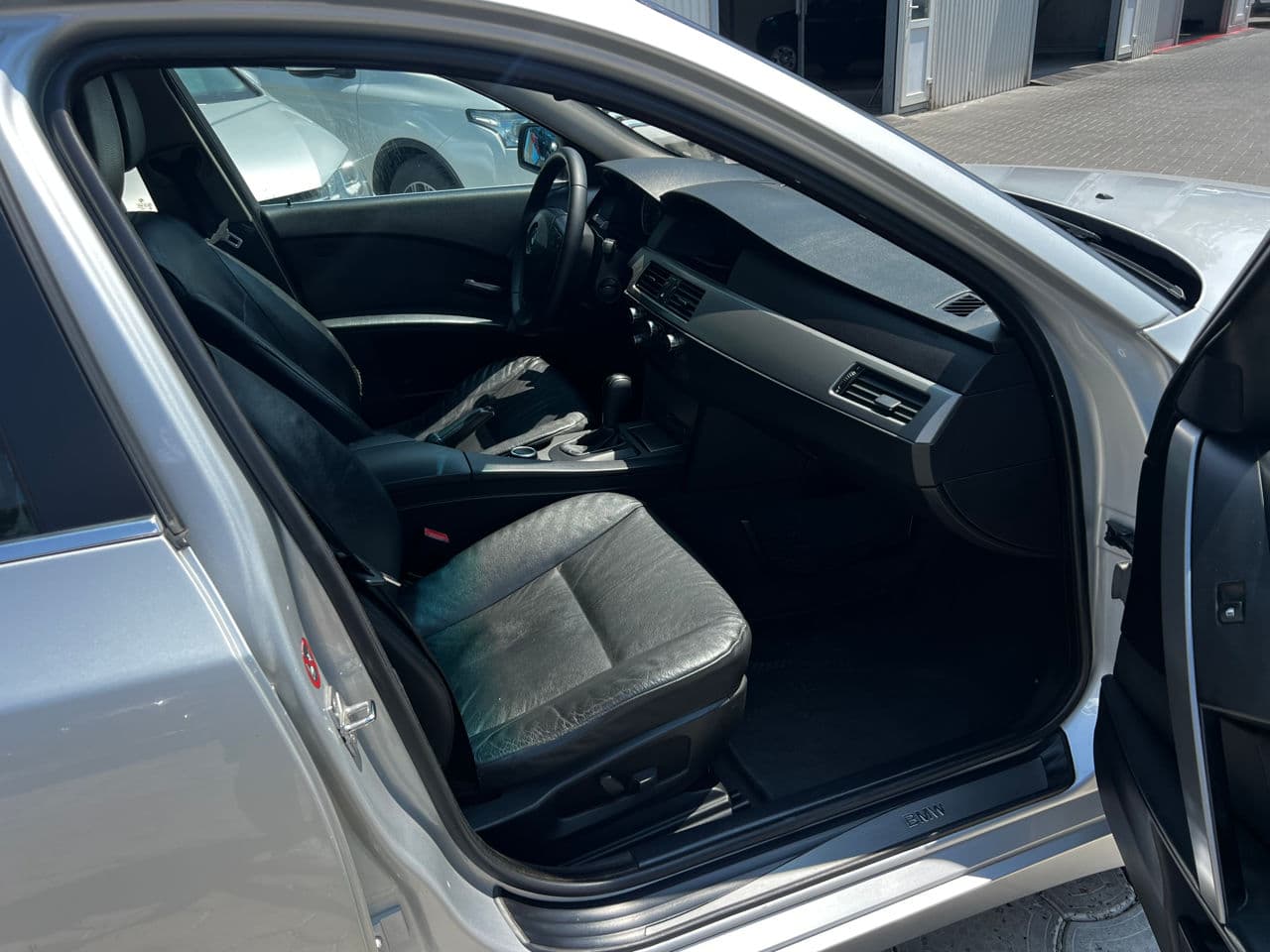 BMW 525 2006 — Миниатюра 6
