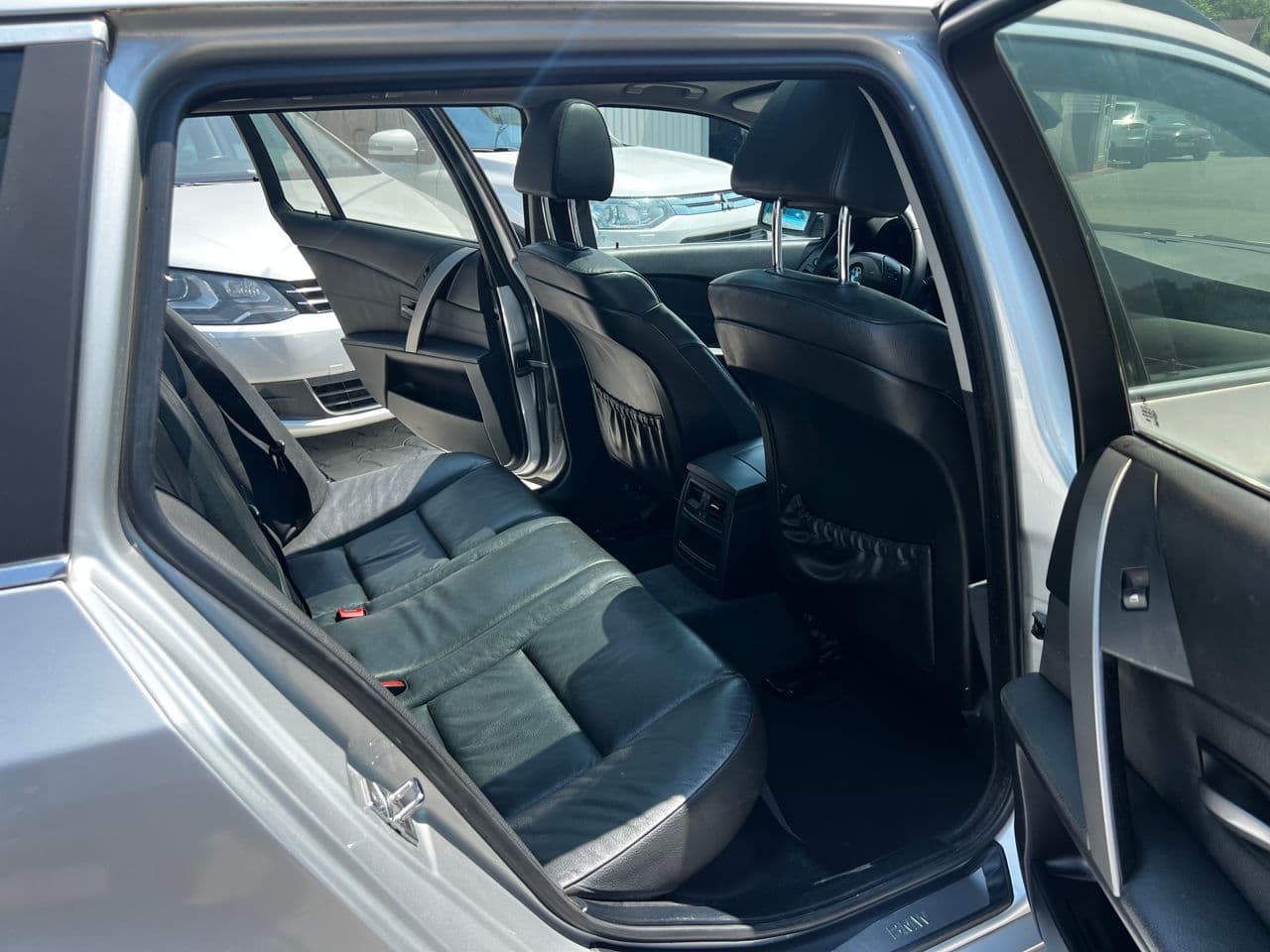 BMW 525 2006 — Миниатюра 18