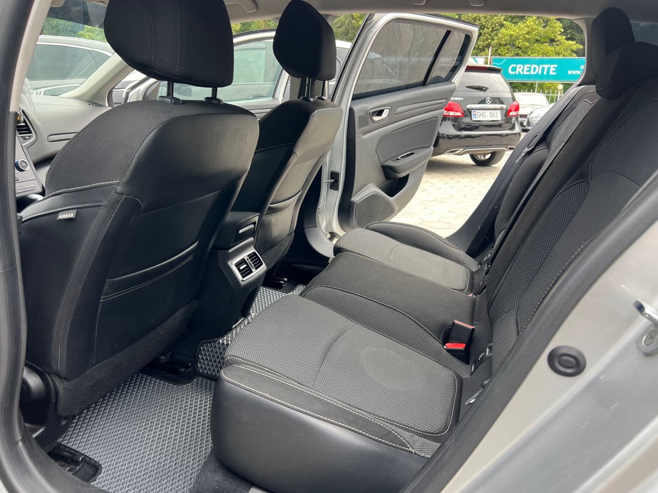 Renault Megane 2018 — Миниатюра 7