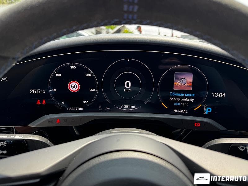 Porsche Taycan 2021 — Миниатюра 9