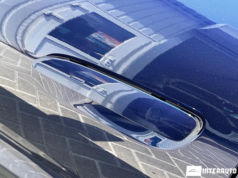 Porsche Taycan 2021 — Миниатюра 20