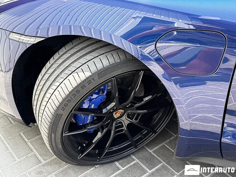 Porsche Taycan 2021 — Миниатюра 21