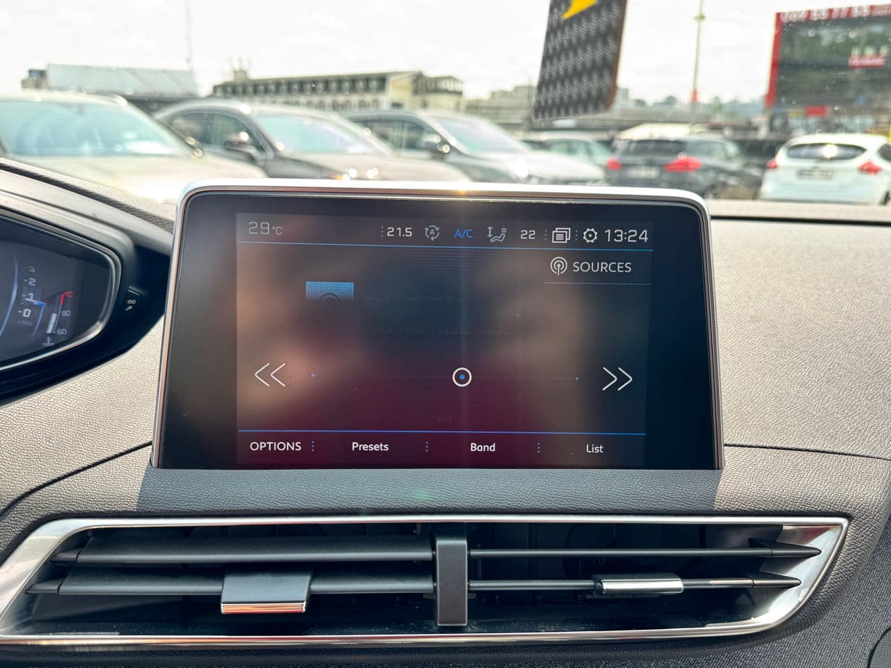 Peugeot 3008 2019 — Миниатюра 9