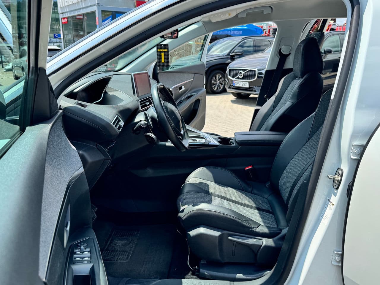 Peugeot 3008 2019 — Миниатюра 5