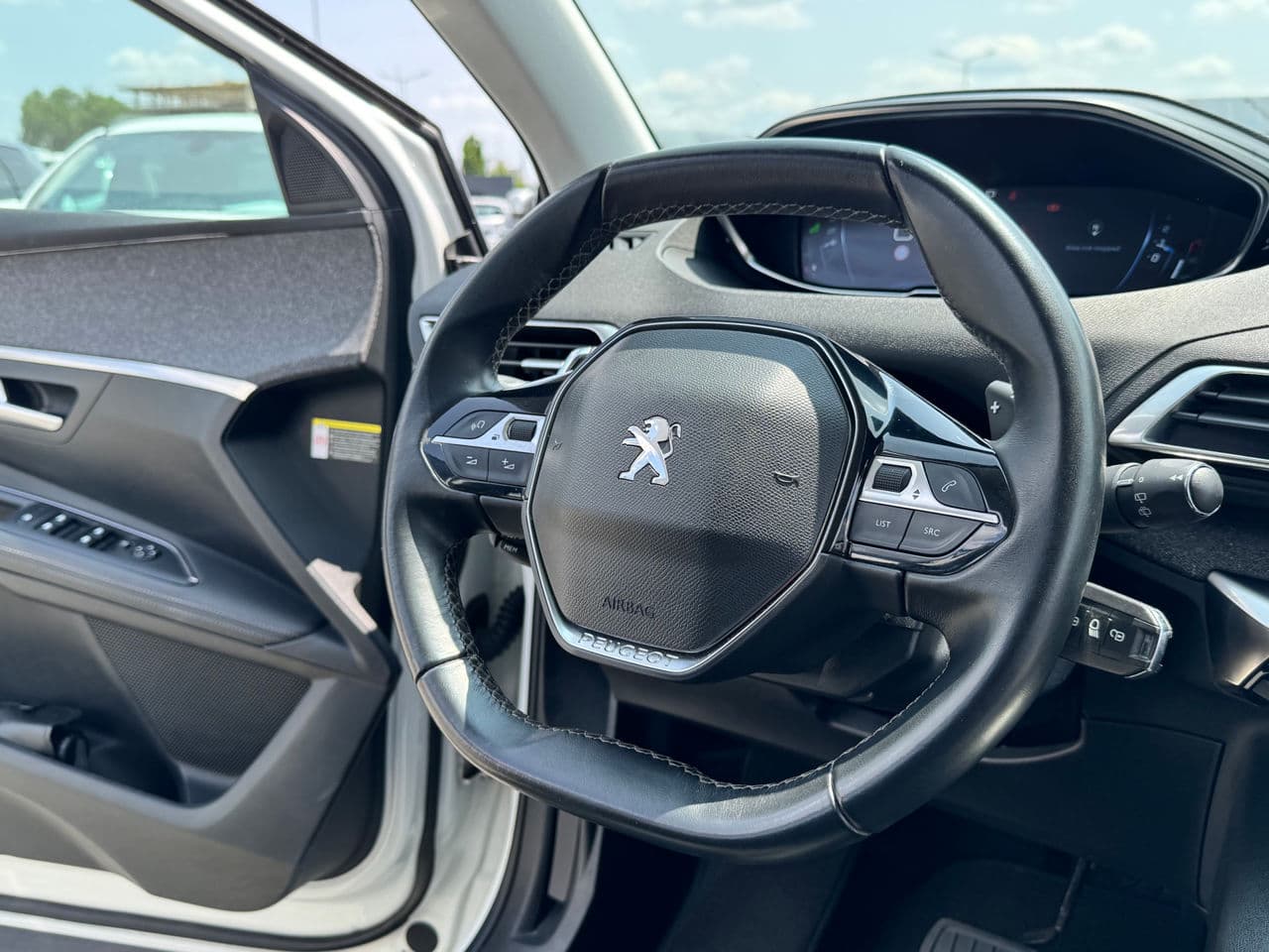 Peugeot 3008 2019 — Миниатюра 7