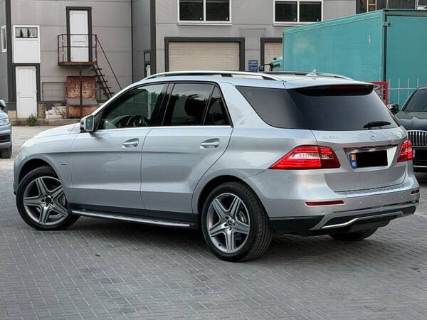 Mercedes ML 350 2012 — Миниатюра 4
