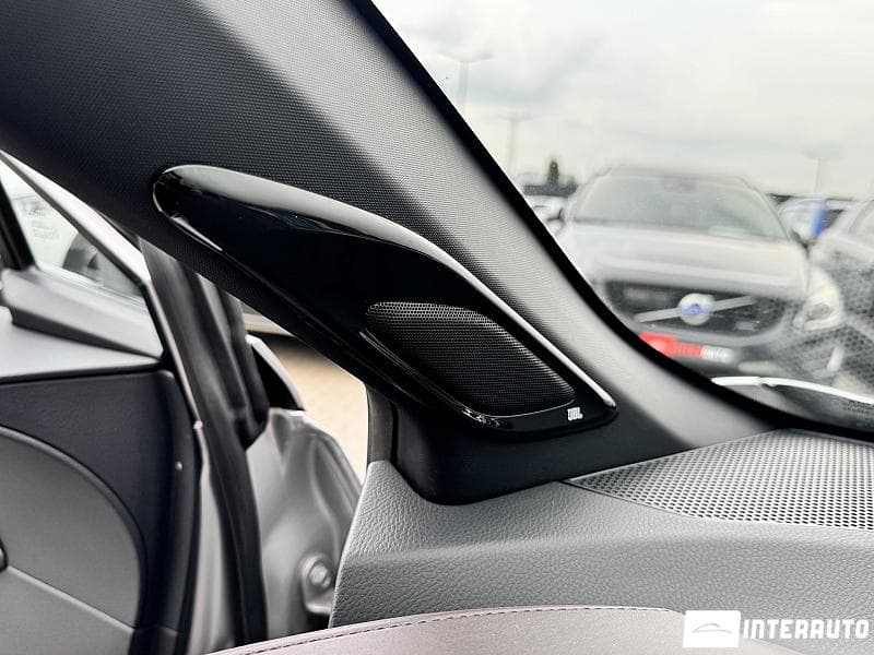 Toyota C-HR 2019 — Миниатюра 20