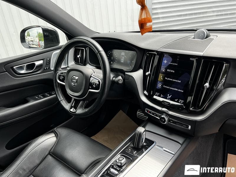 Volvo XC 60 2021 — Миниатюра 6