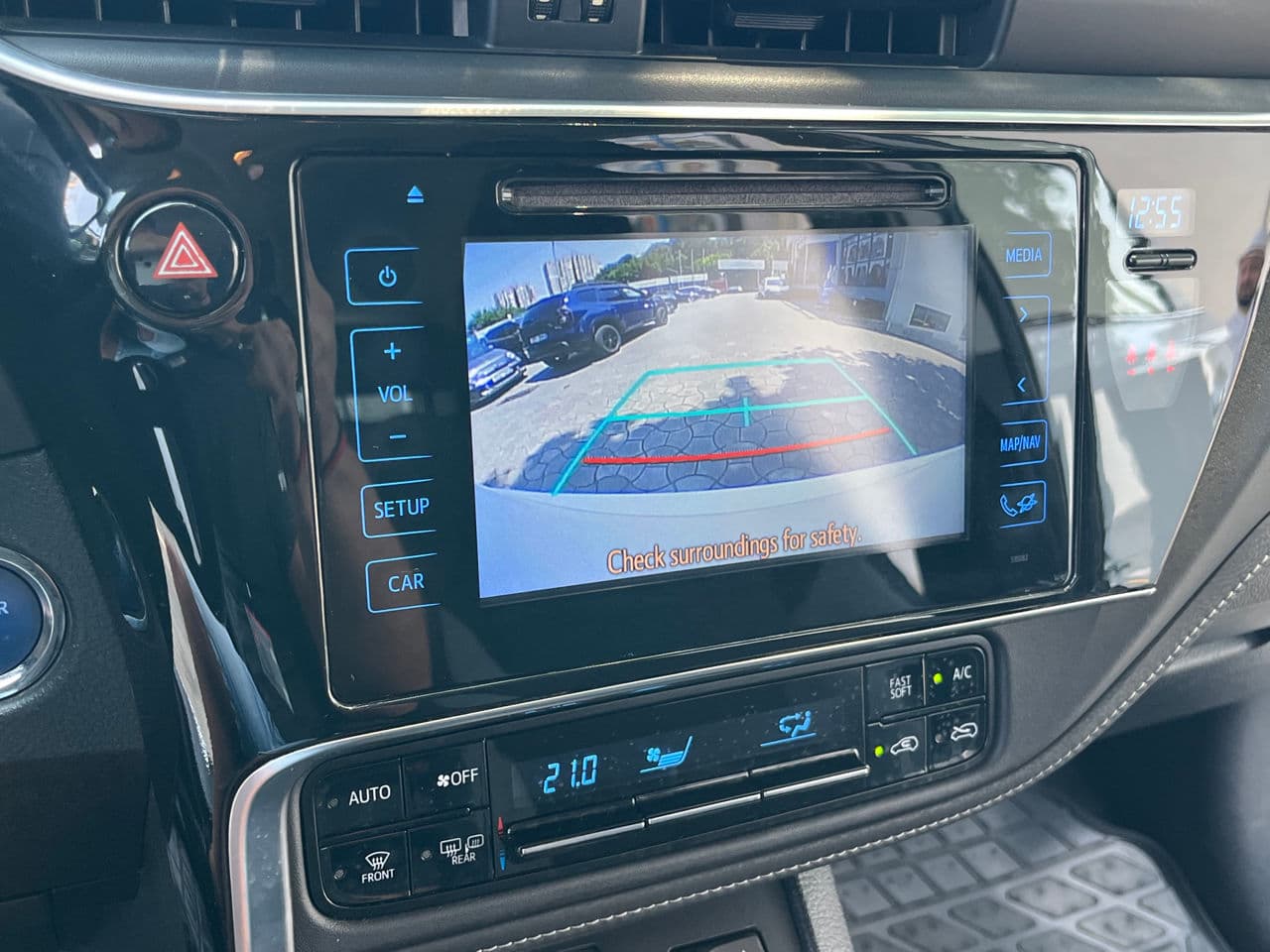 Toyota Auris 2018 — Миниатюра 12