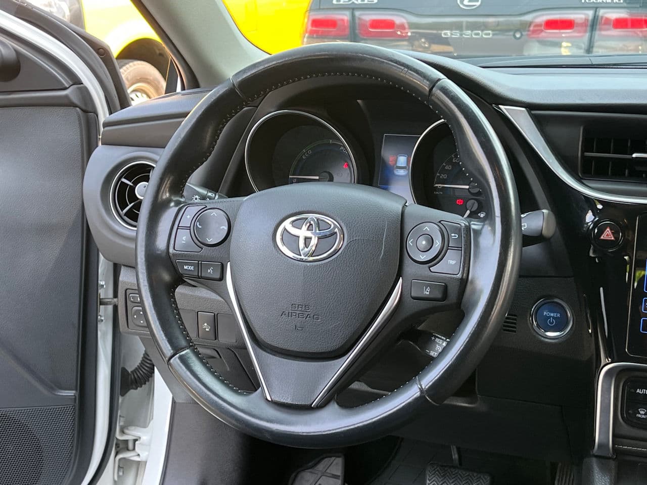 Toyota Auris 2018 — Миниатюра 8