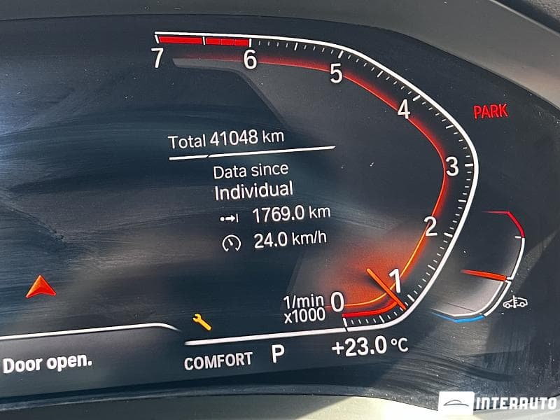 BMW 330 2019 — Миниатюра 9