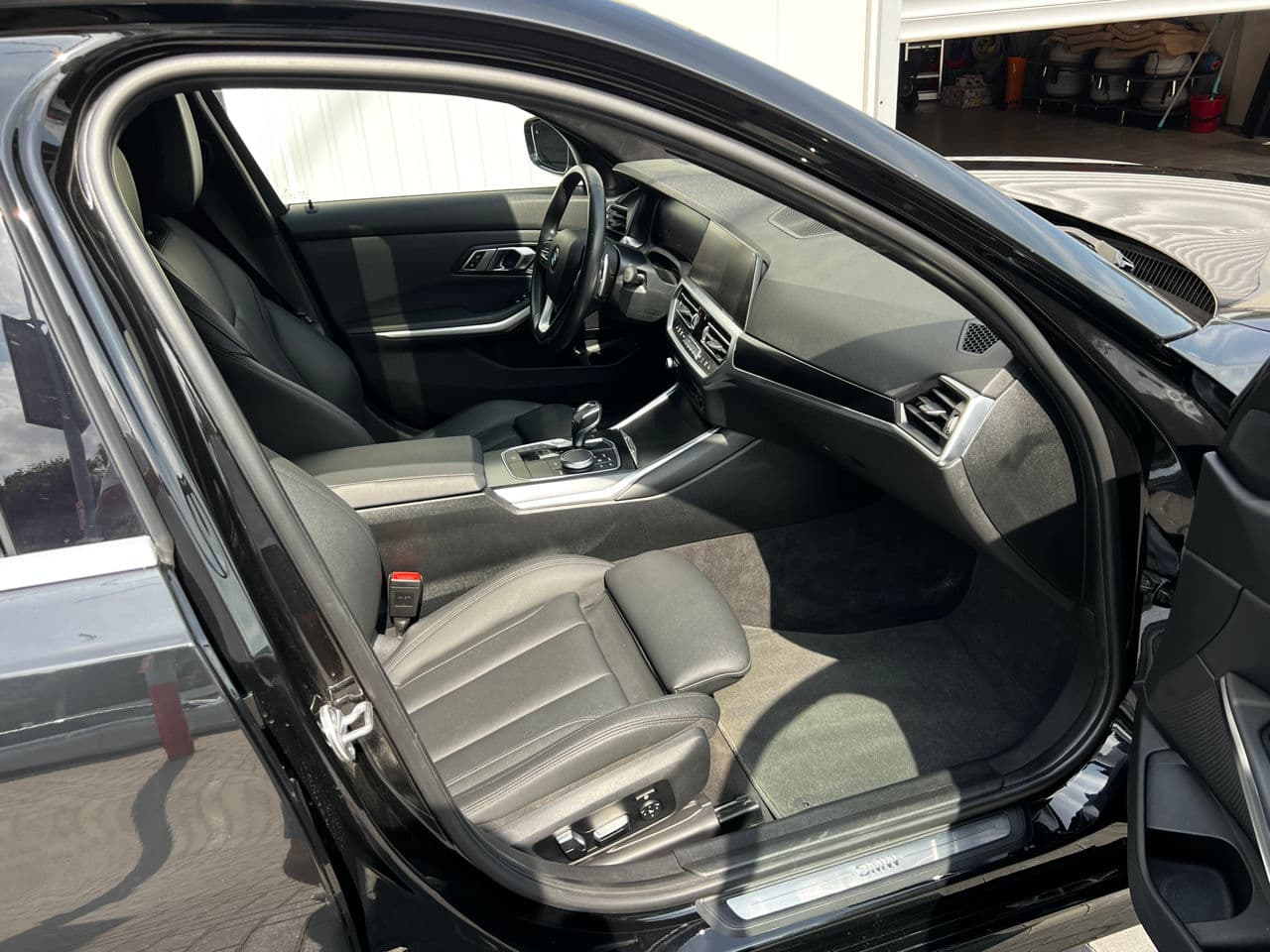 BMW 330 2019 — Миниатюра 5
