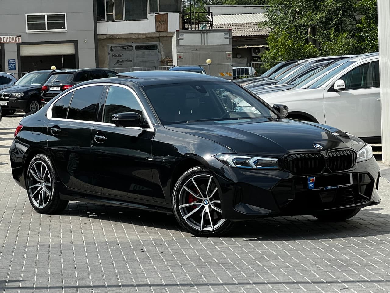 BMW 330 2019 — Миниатюра 3
