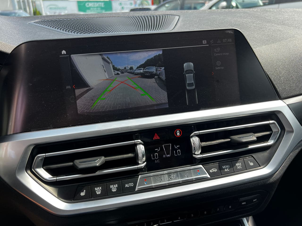 BMW 330 2019 — Миниатюра 10