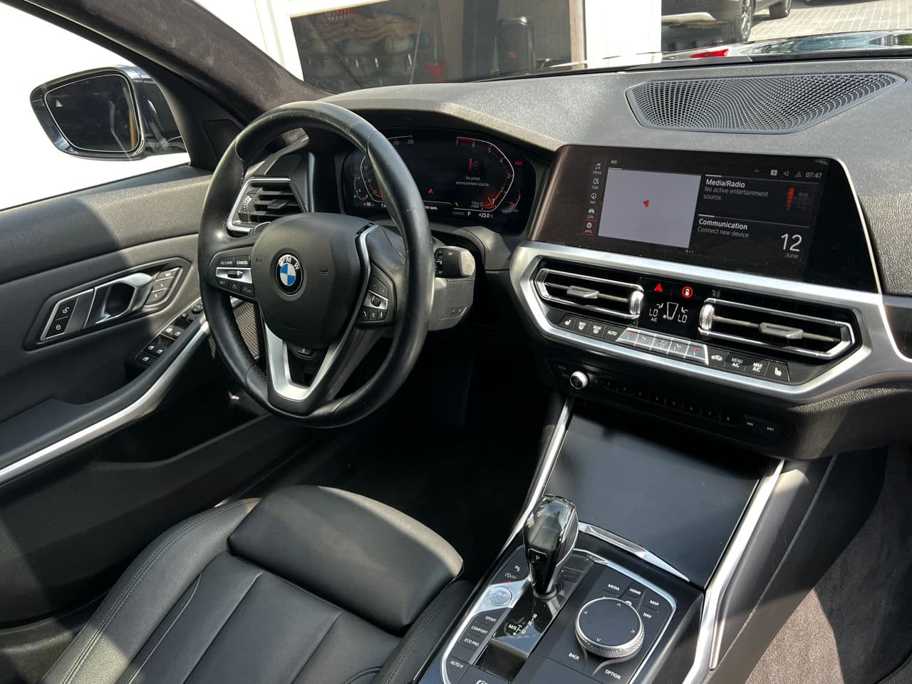 BMW 330 2019 — Миниатюра 6