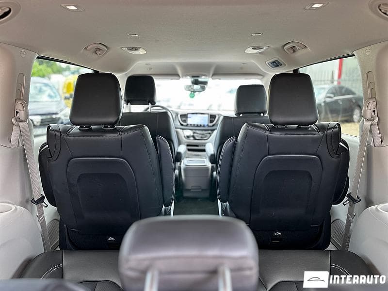 Chrysler Pacifica 2023 — Миниатюра 25