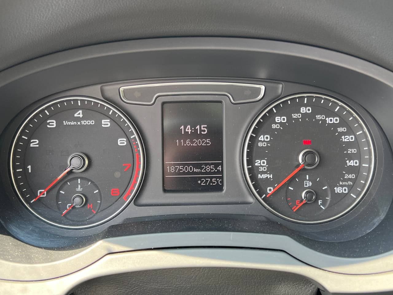 Audi Q3 2017 — Миниатюра 10