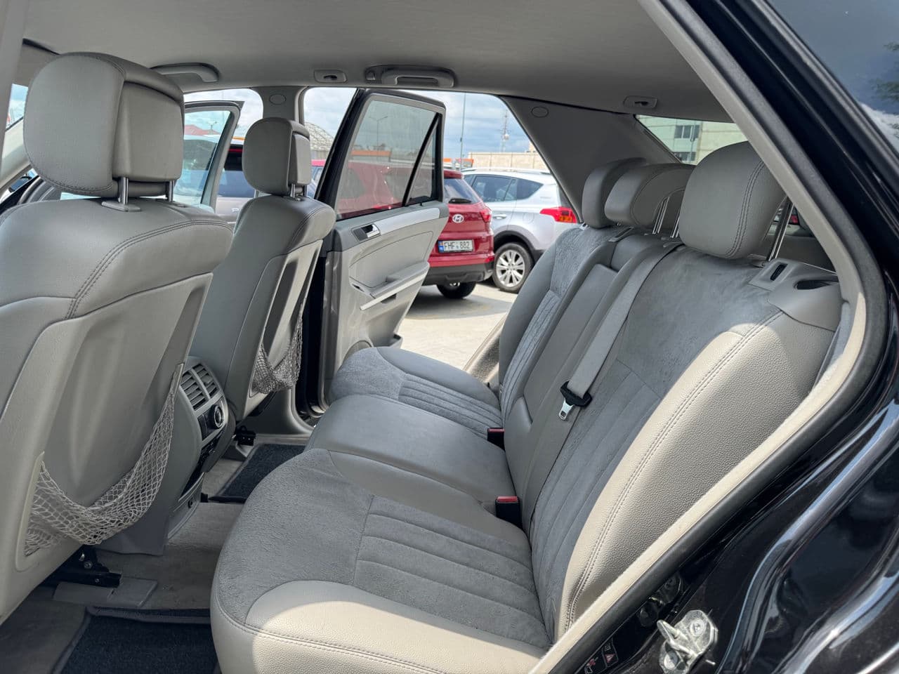 Mercedes ML 320 2007 — Миниатюра 11