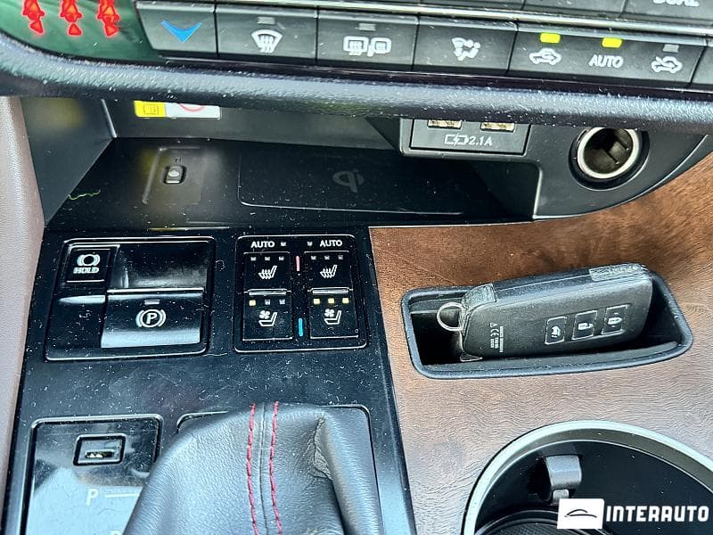 Lexus RX 450h 2021 — Миниатюра 12