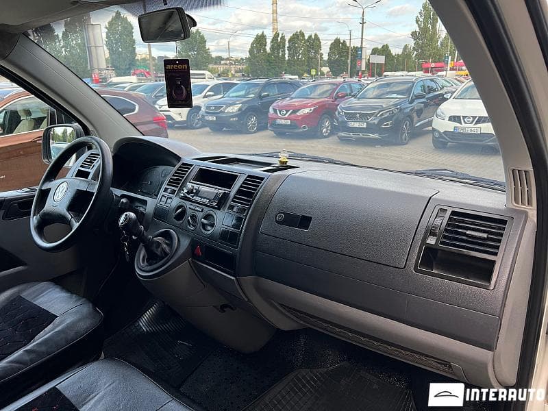 Volkswagen Transporter 2004 — Миниатюра 12