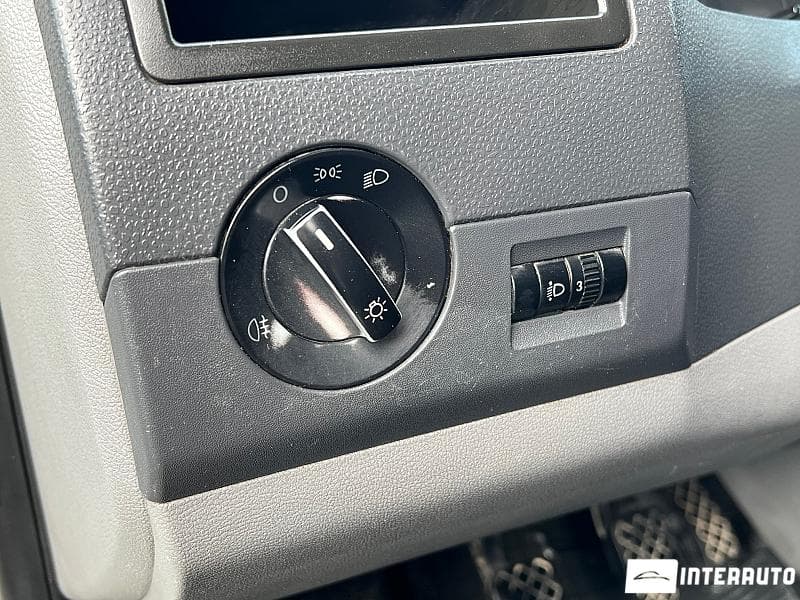 Volkswagen Transporter 2004 — Миниатюра 6