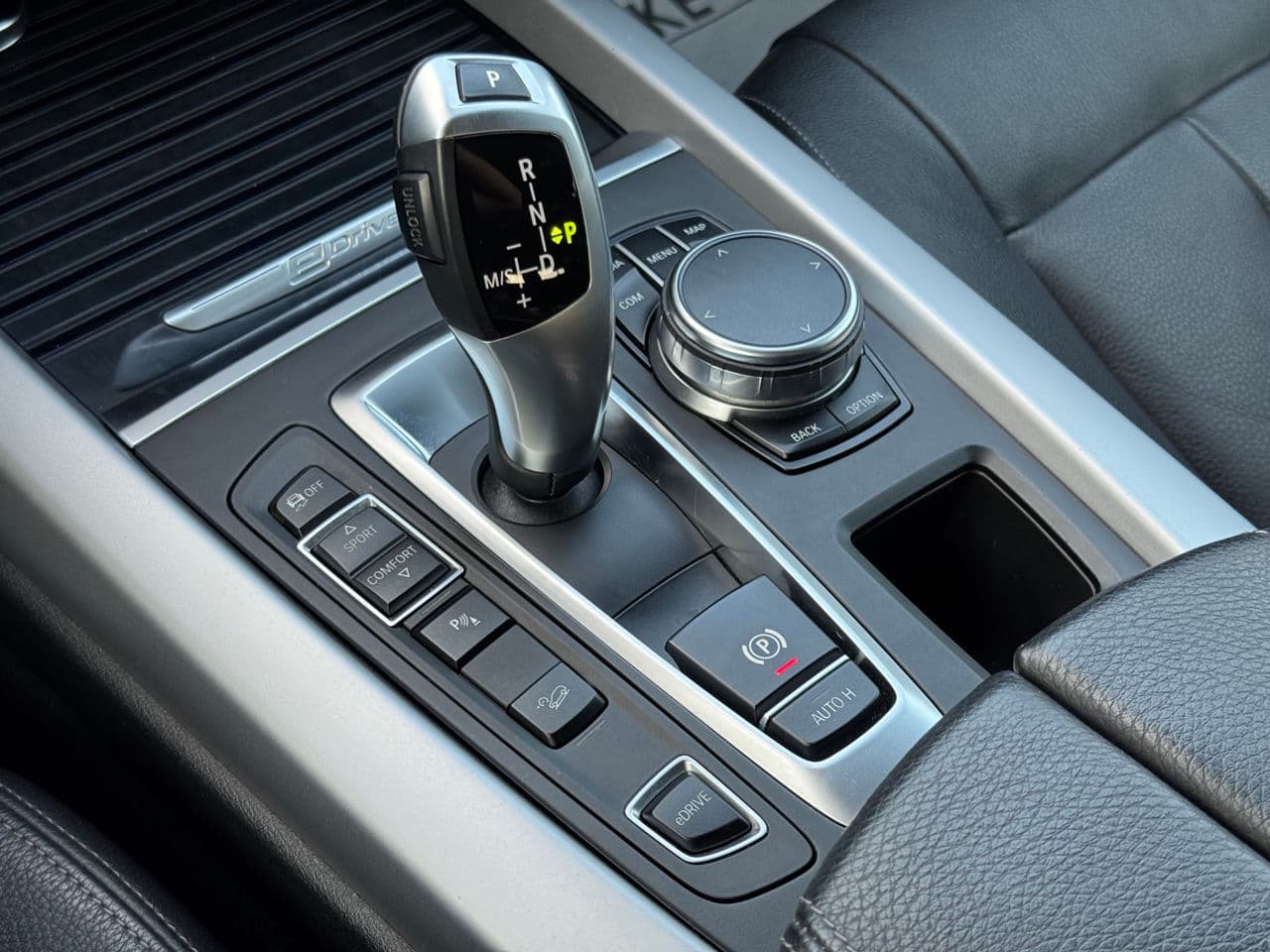 2017 BMW X5 4.0e — Miniatură 12
