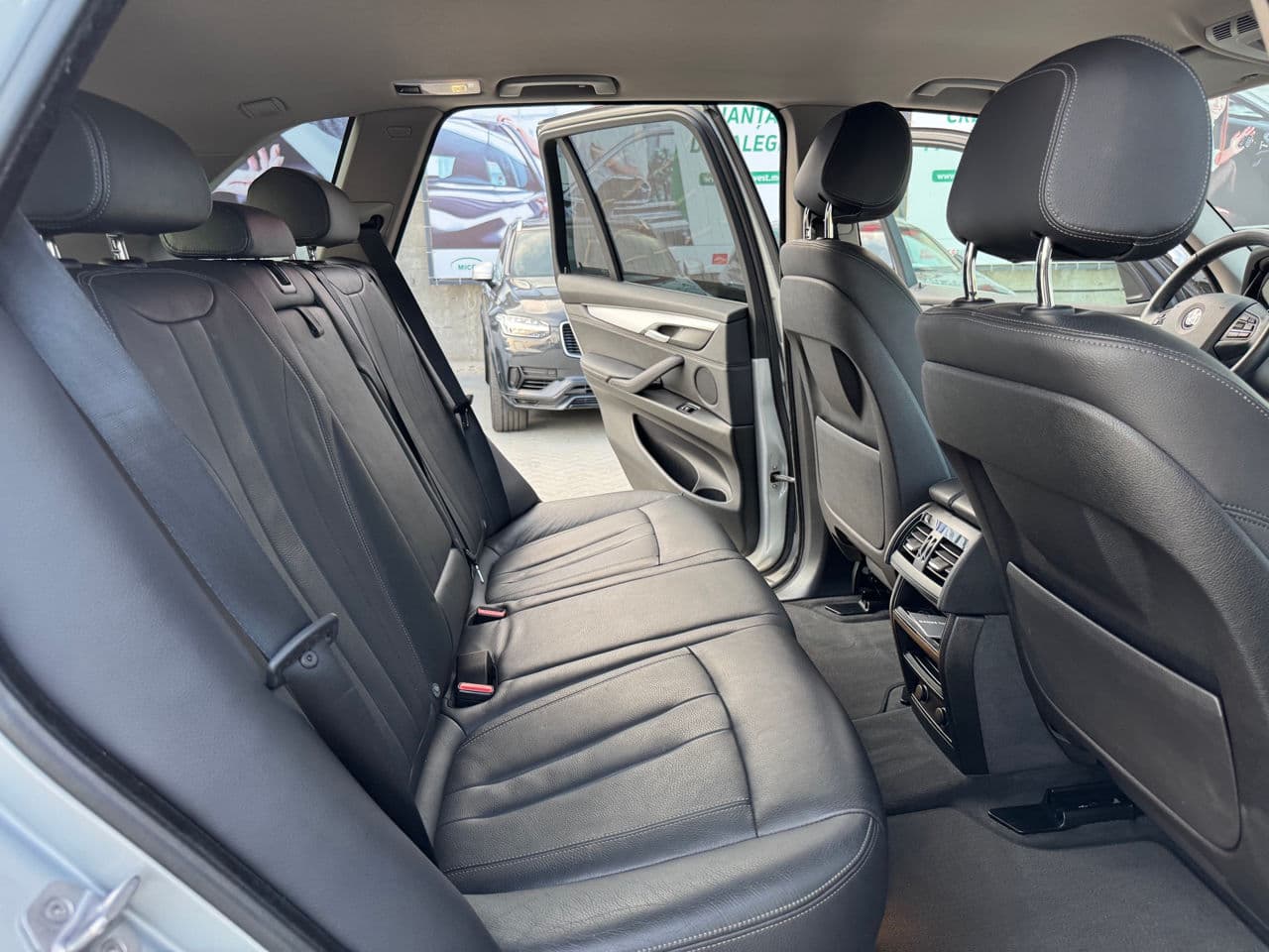 2017 BMW X5 4.0e — Miniatură 14