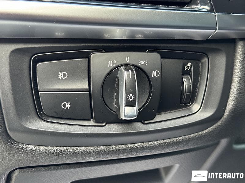 2017 BMW X5 4.0e — Miniatură 19