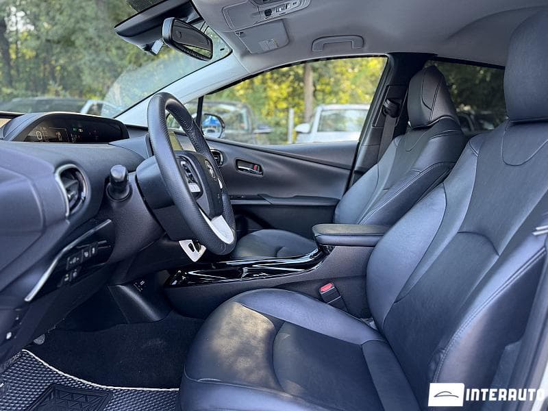 Toyota Prius 2017 — Миниатюра 8