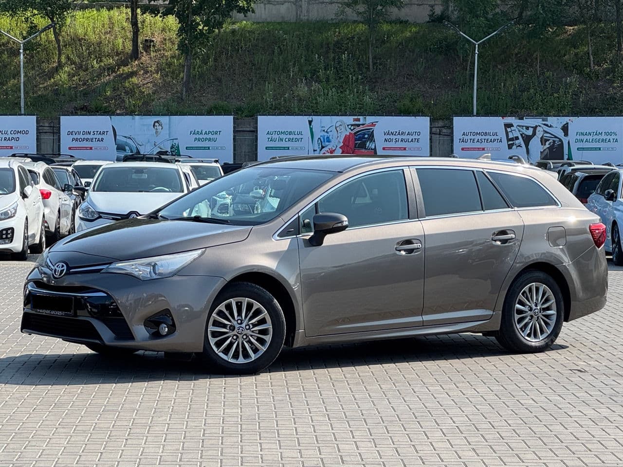 Toyota Avensis 2016 — Миниатюра 2