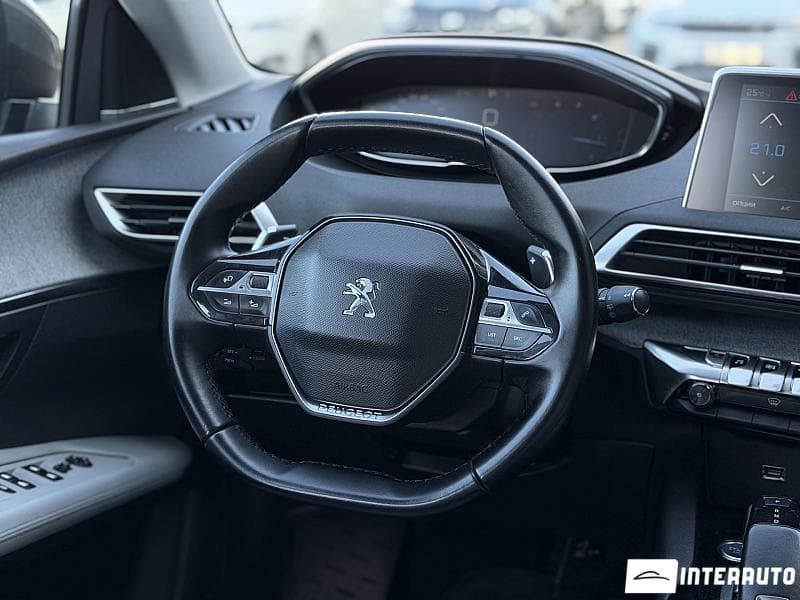 Peugeot 3008 2018 — Миниатюра 12