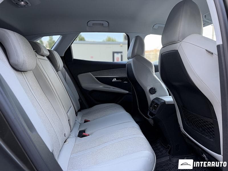 Peugeot 3008 2018 — Миниатюра 20