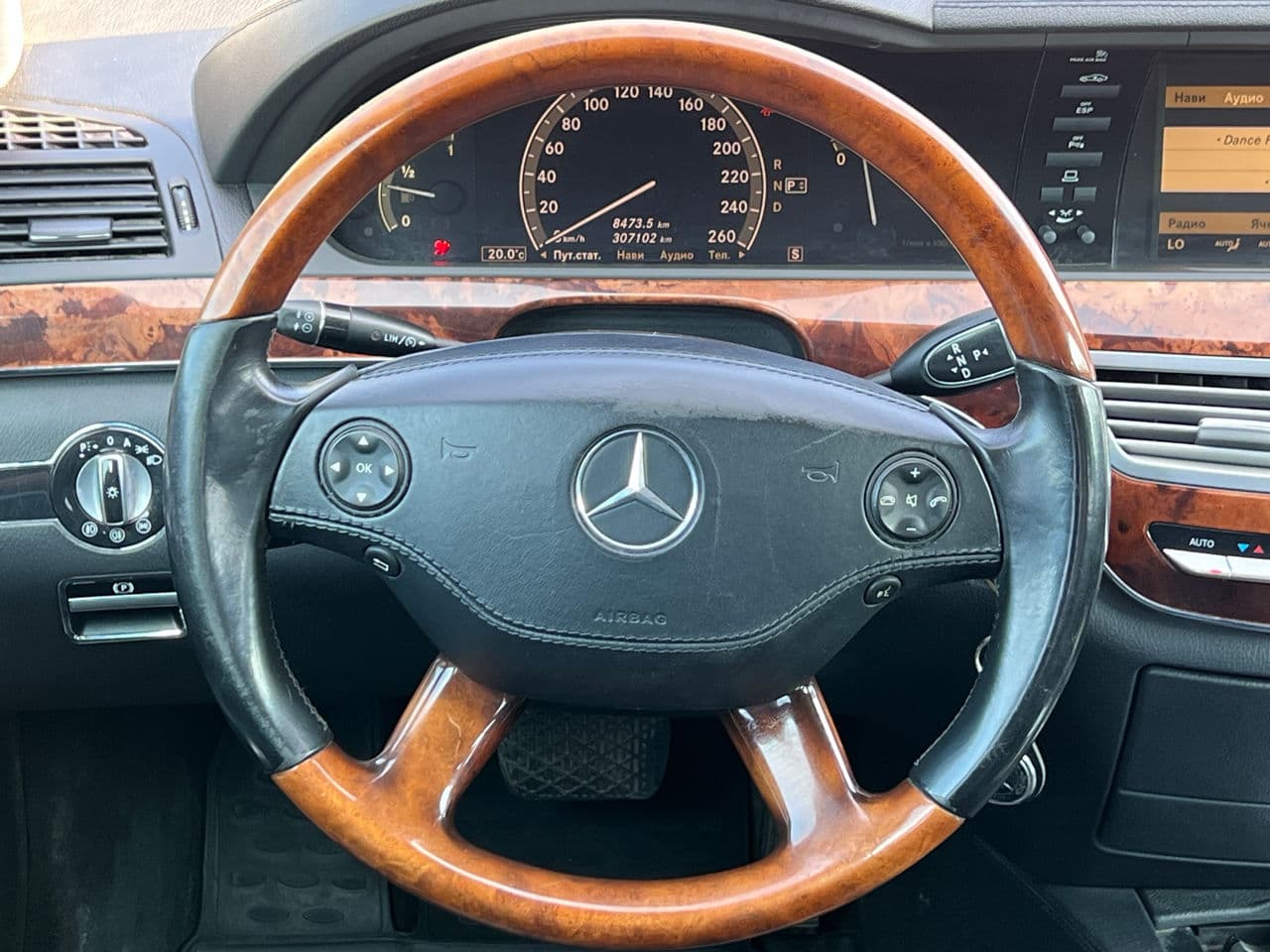 Mercedes S 320 2008 — Миниатюра 8