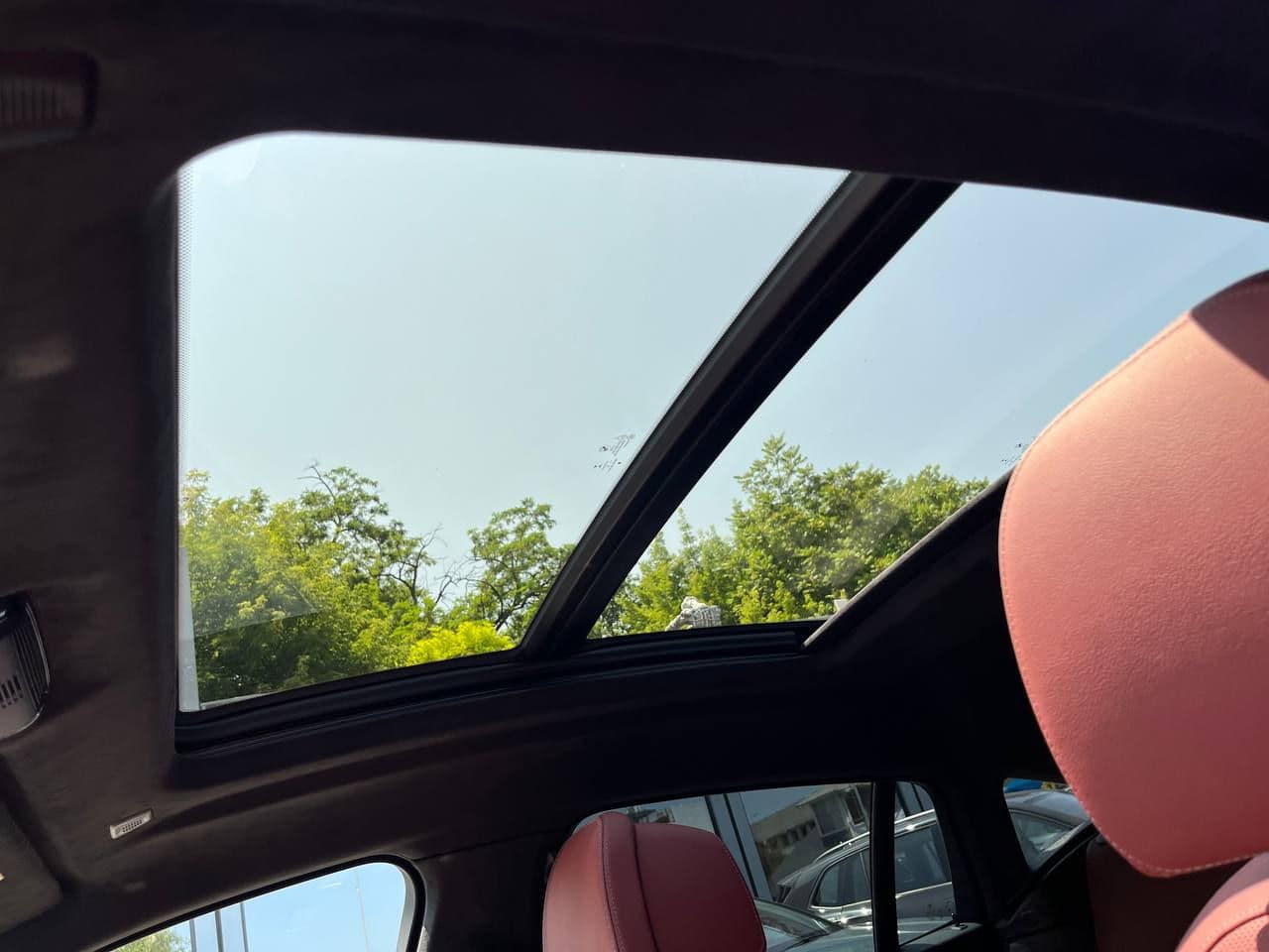 BMW X6 4.0i 2019 — Миниатюра 18