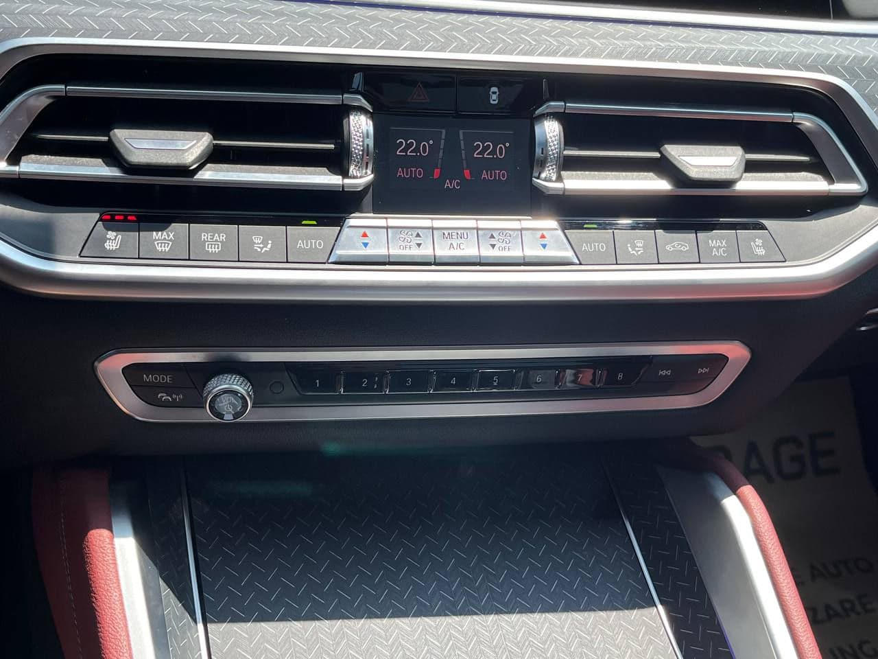 BMW X6 4.0i 2019 — Миниатюра 16