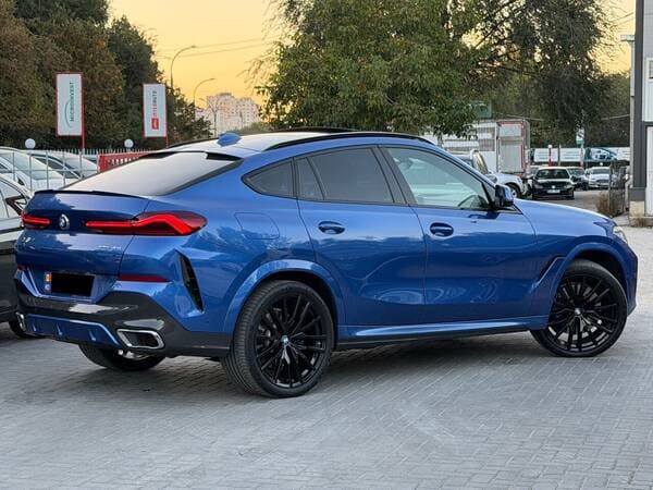 2019 BMW X6 4.0i — Miniatură 4