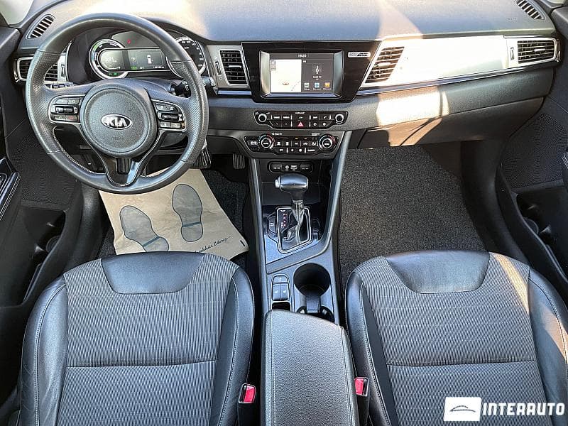 Kia Niro 2016 — Миниатюра 7
