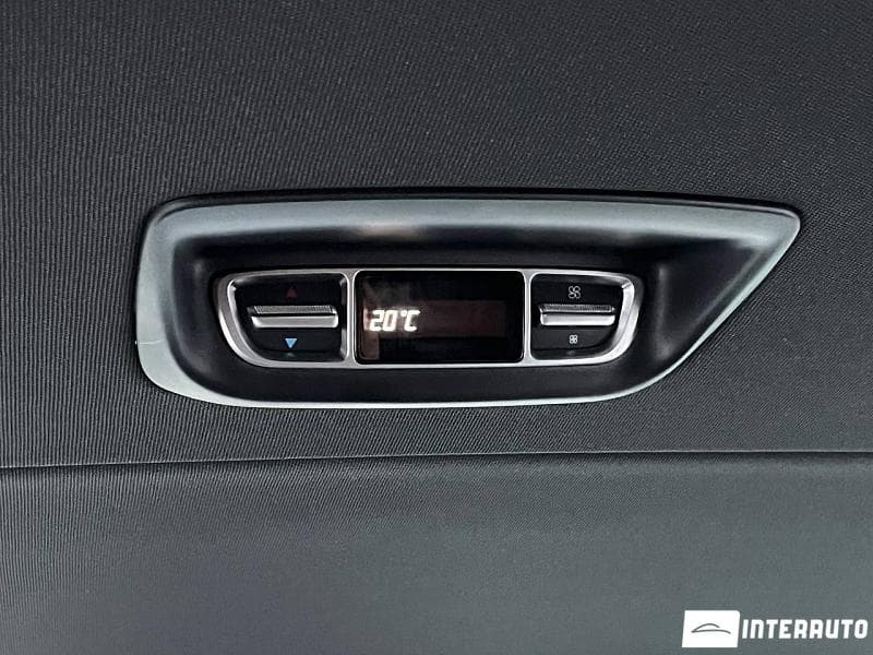 Mercedes V 300 2020 — Миниатюра 20