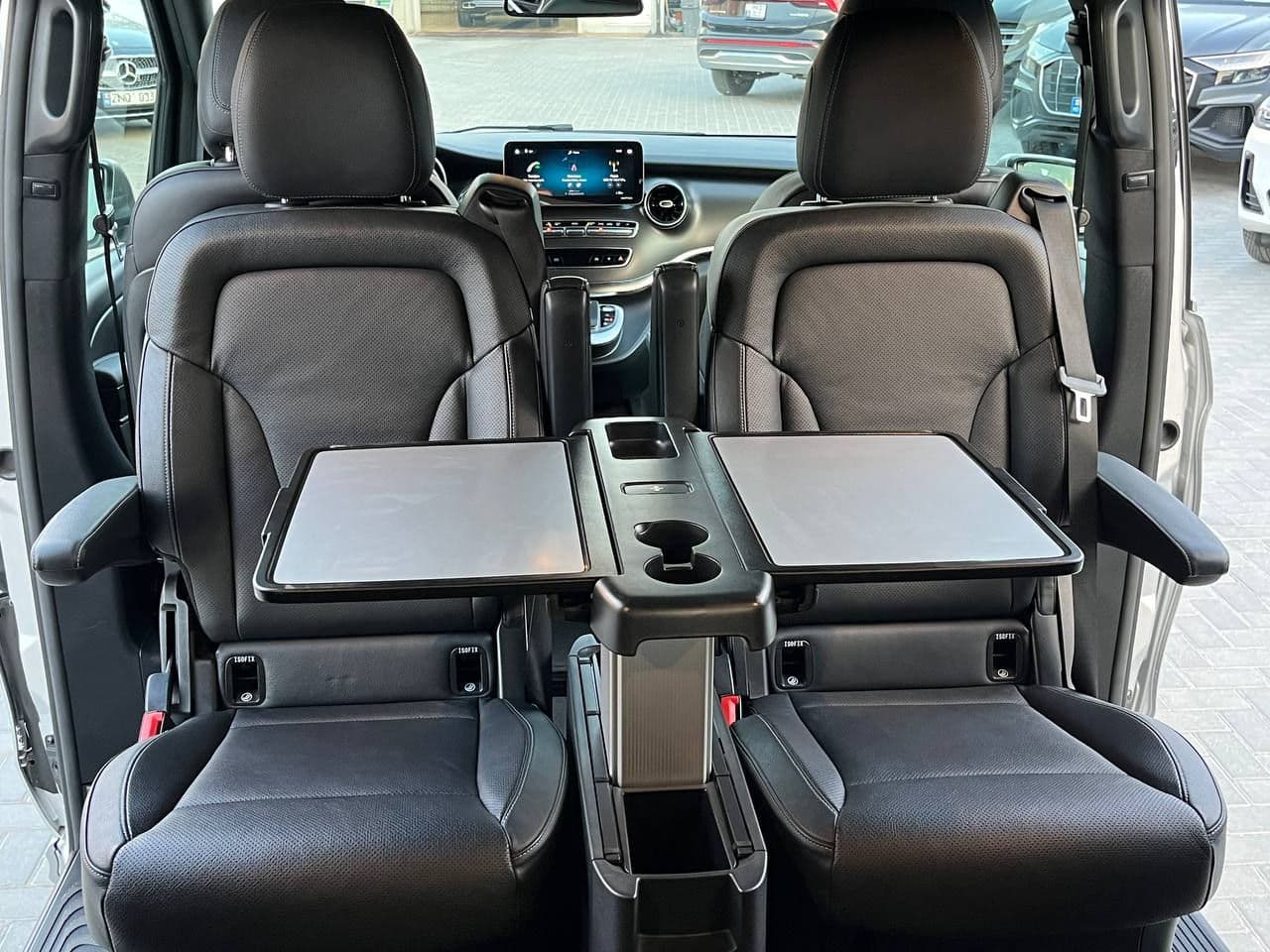 Mercedes V 300 2020 — Миниатюра 19
