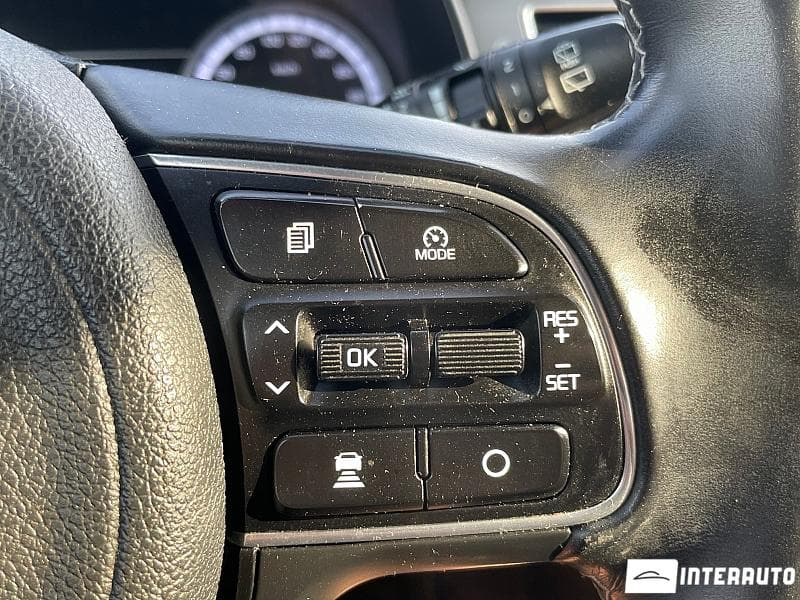 Kia Niro 2018 — Миниатюра 11