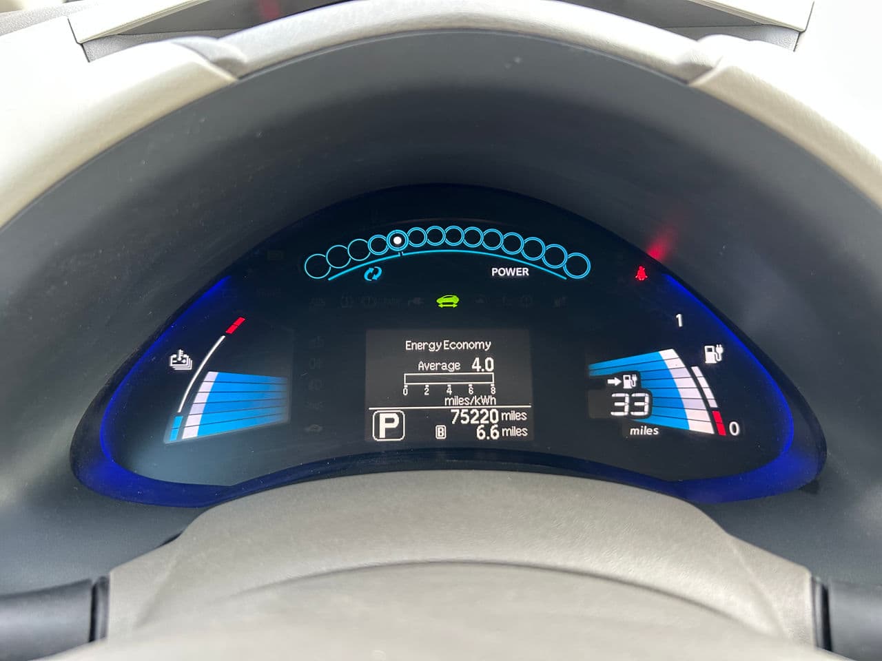 Nissan Leaf 2011 — Миниатюра 12