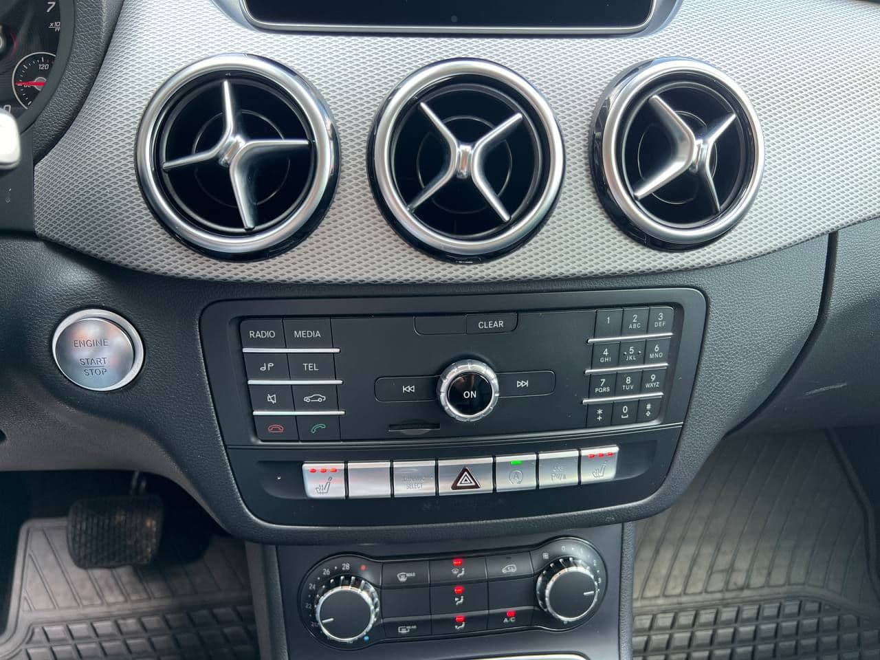 Mercedes B 180 2016 — Миниатюра 12