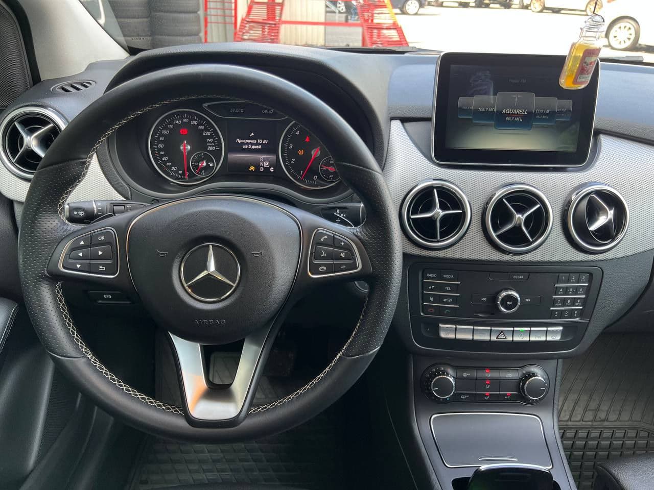 Mercedes B 180 2016 — Миниатюра 8
