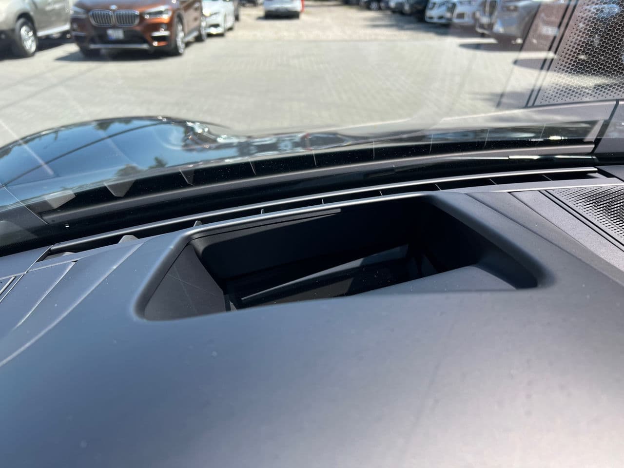 Porsche Taycan 4S 2021 — Миниатюра 12