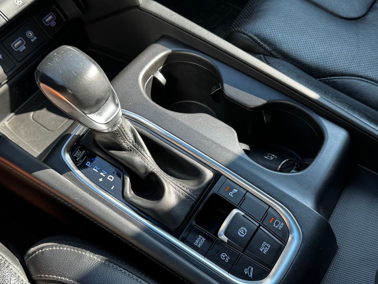 Hyundai Santa Fe 2019 — Миниатюра 13