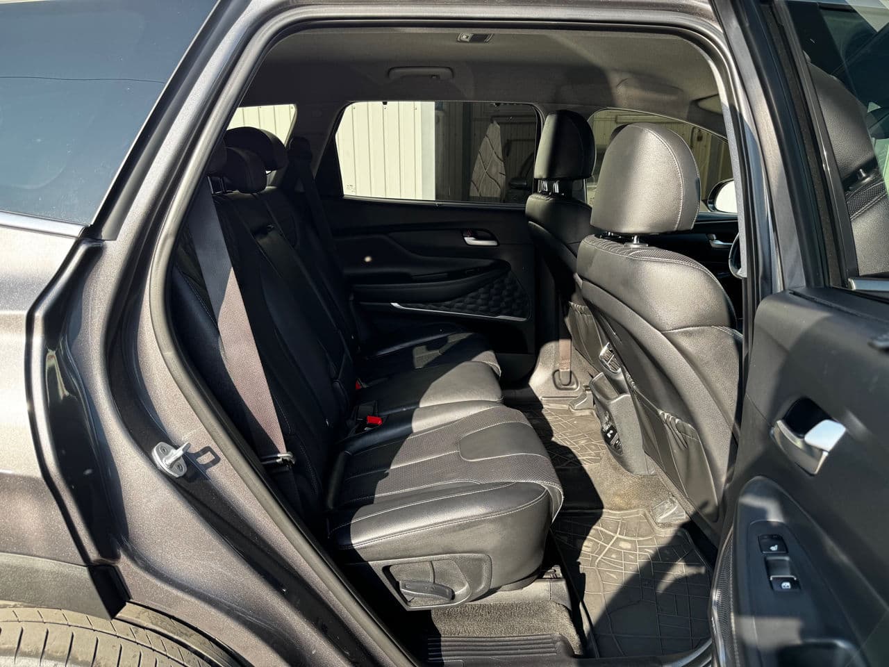 Hyundai Santa Fe 2019 — Миниатюра 7