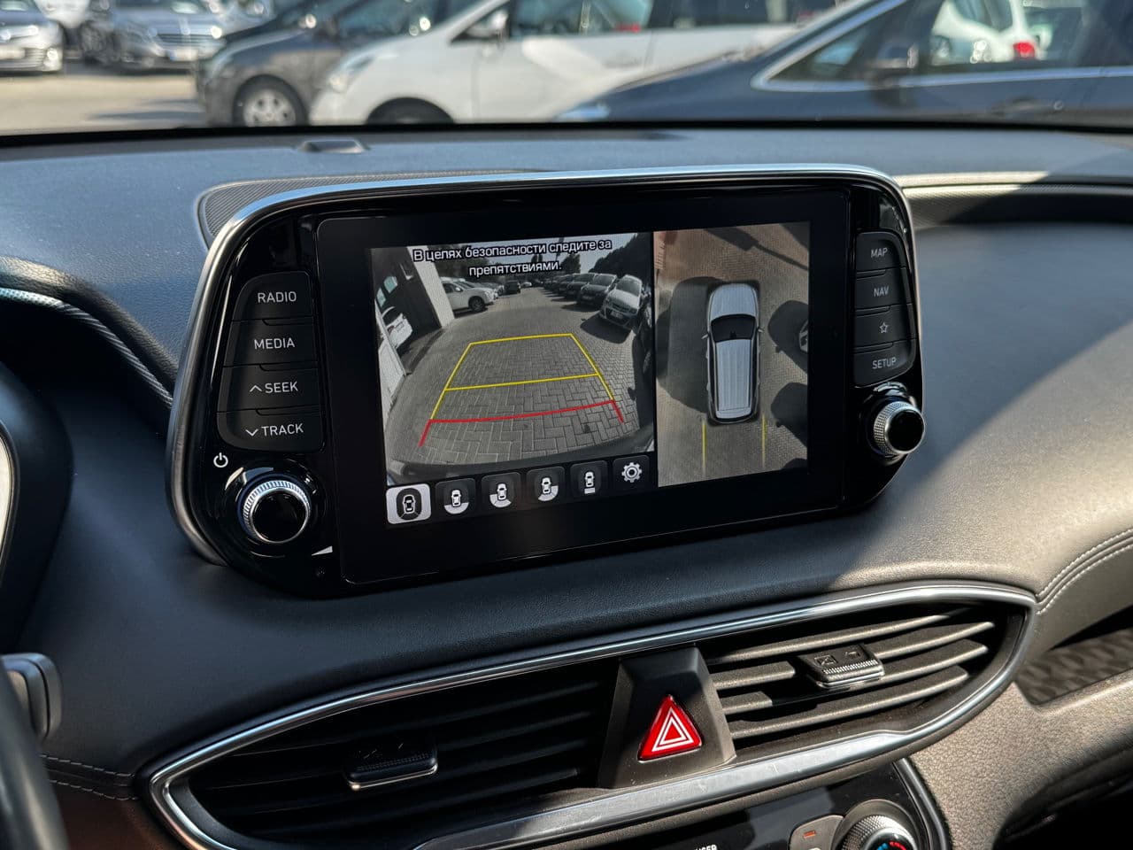 Hyundai Santa Fe 2019 — Миниатюра 11